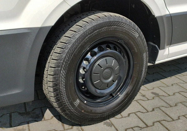 Volkswagen Crafter cena 242187 przebieg: 13000, rok produkcji 2023 z Brodnica małe 667